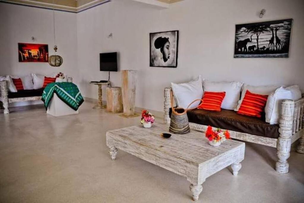 White Villa - Paparemo Beach Watamu Εξωτερικό φωτογραφία