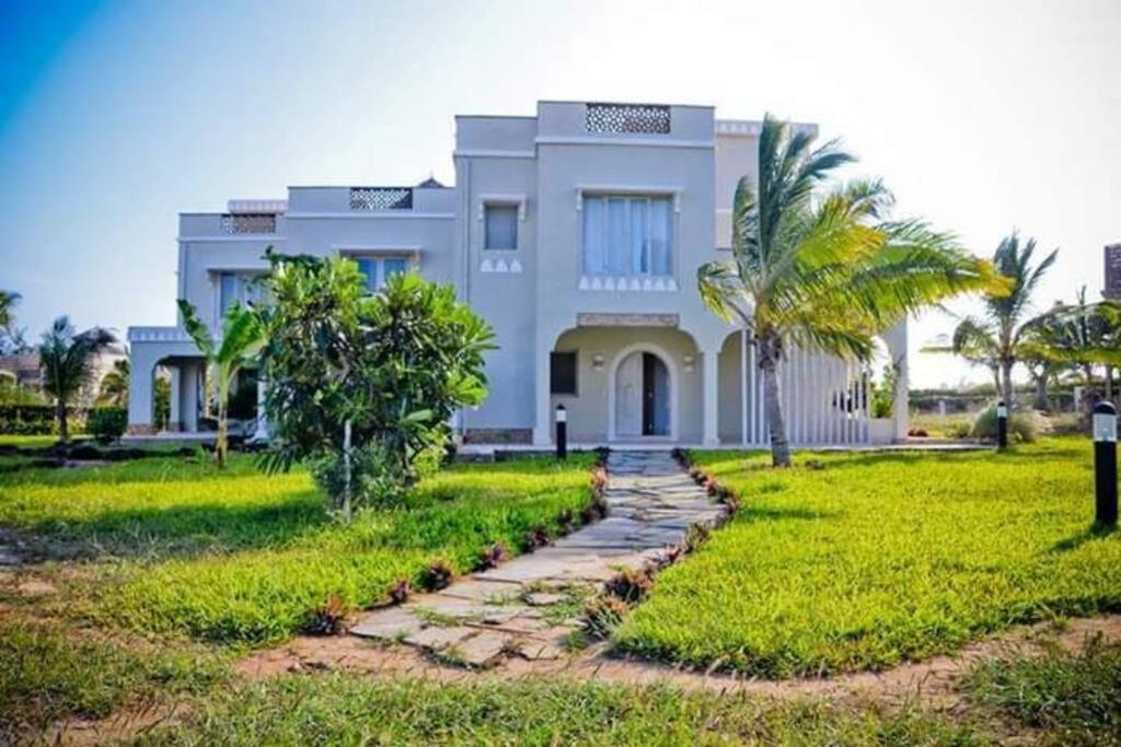White Villa - Paparemo Beach Watamu Εξωτερικό φωτογραφία
